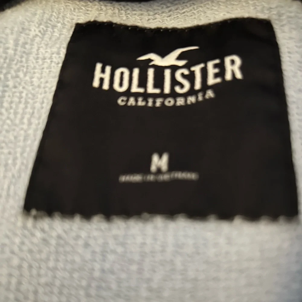 HOLLISTER light blue hooded lightweight sweatshirt, Size M, Good Condition - Picture 3 of 3